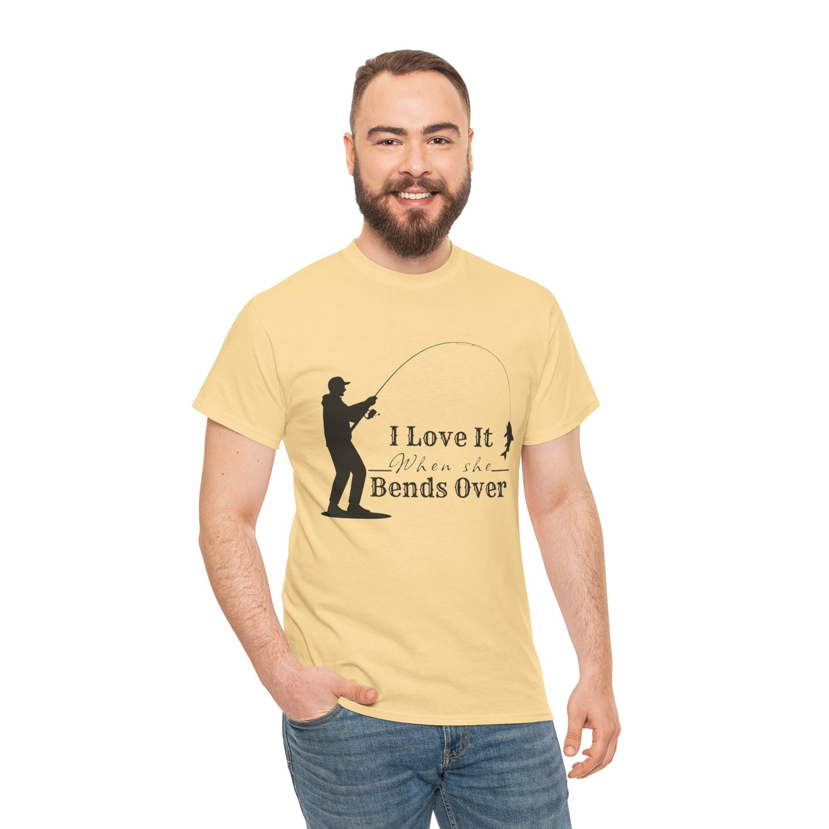 I Love It When She Bends Over – Funny Fishing T-Shirt 🎣