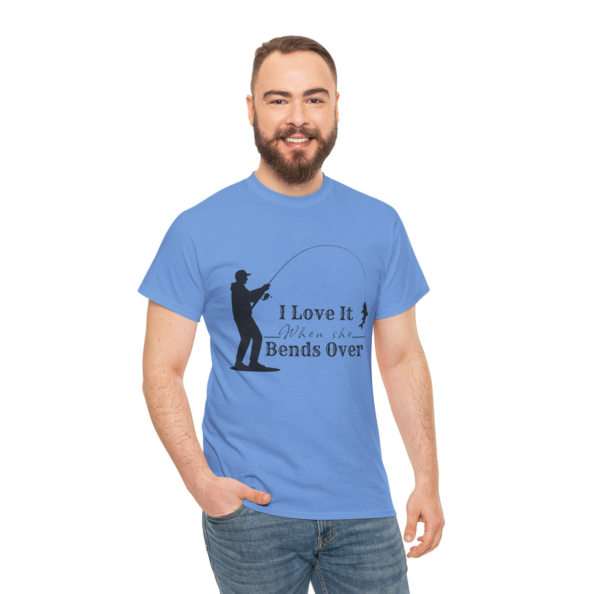 I Love It When She Bends Over – Funny Fishing T-Shirt 🎣